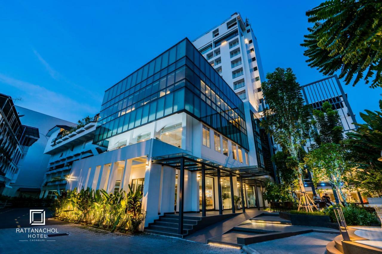 Rattanachol Hotel Чонбурі Екстер'єр фото