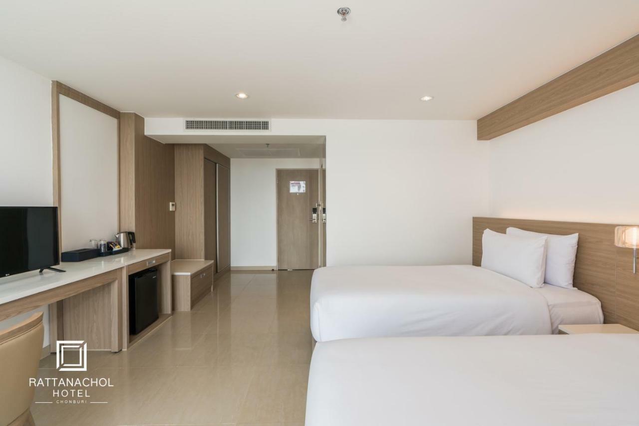 Rattanachol Hotel Чонбурі Екстер'єр фото
