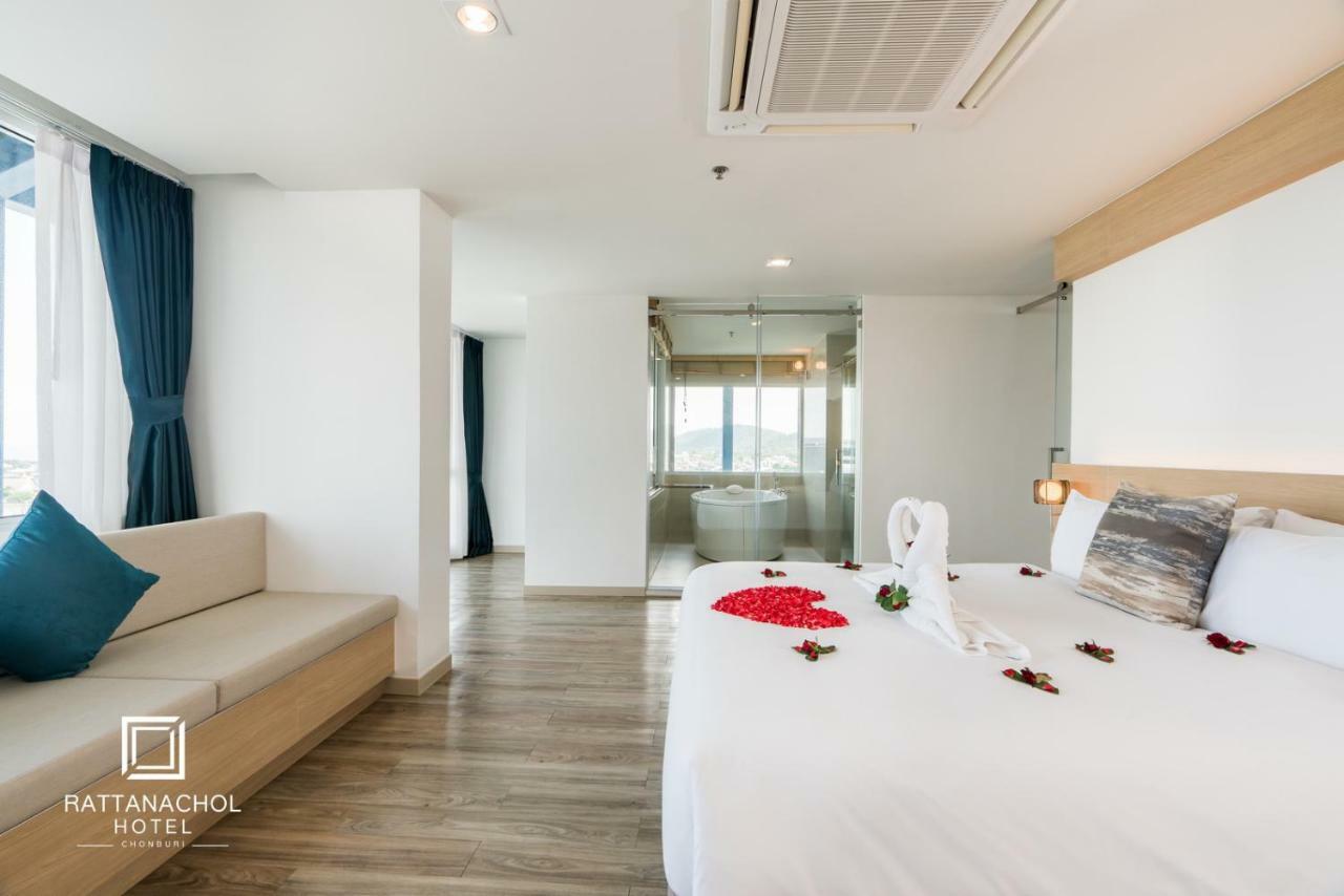 Rattanachol Hotel Чонбурі Екстер'єр фото