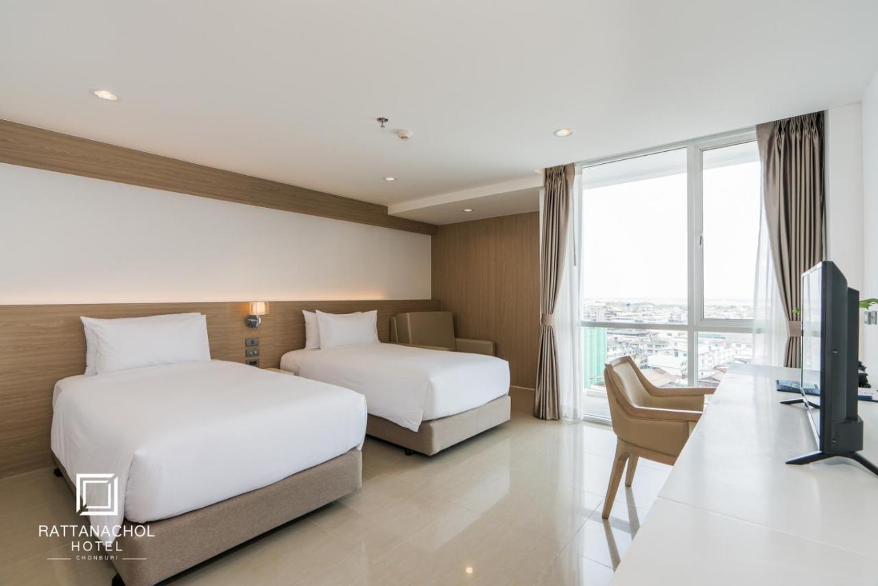 Rattanachol Hotel Чонбурі Екстер'єр фото
