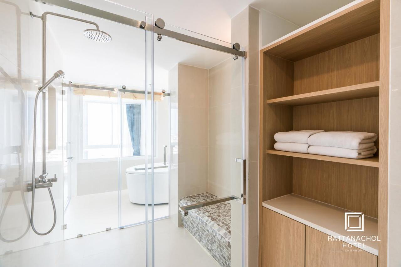 Rattanachol Hotel Чонбурі Екстер'єр фото